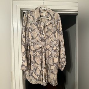H&M snakeskin long-tie tunic 🐍
